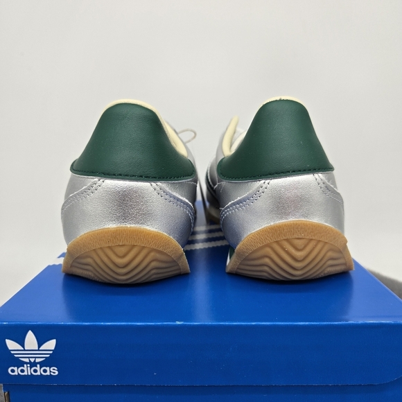 Adidas Country OG Women’s Sneakers Silver Metallic/Collegiate Green Size 7.5 New - Picture 4 of 8
